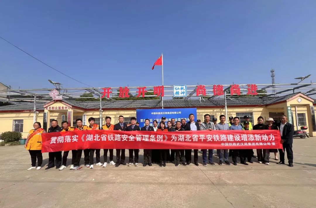 200c998ad27a5c5b7ed4bddef8f374e9 200c998ad27a5c5b7ed4bddef8f374e9