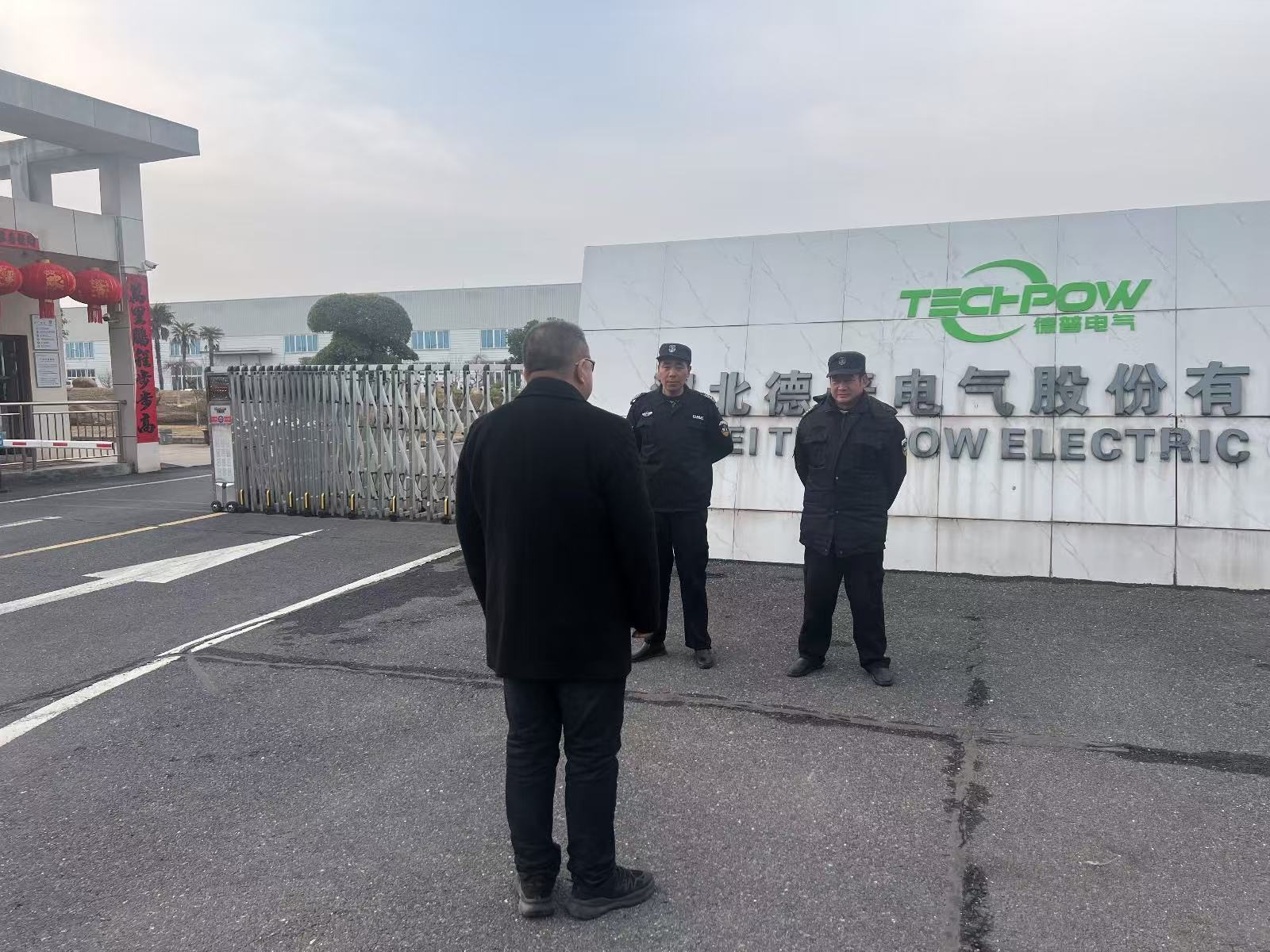 227a5fc643a261992a9eeae4636f95b